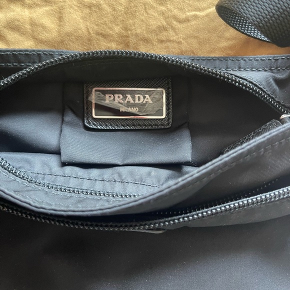 Authentic Prada Crossbody … Good Condition includes original dustbag - Picture 3 of 9